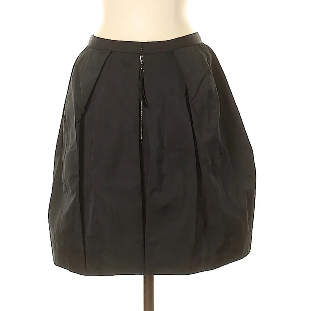 Gorgeous Louis Vuitton skirt - Picture 2 of 9